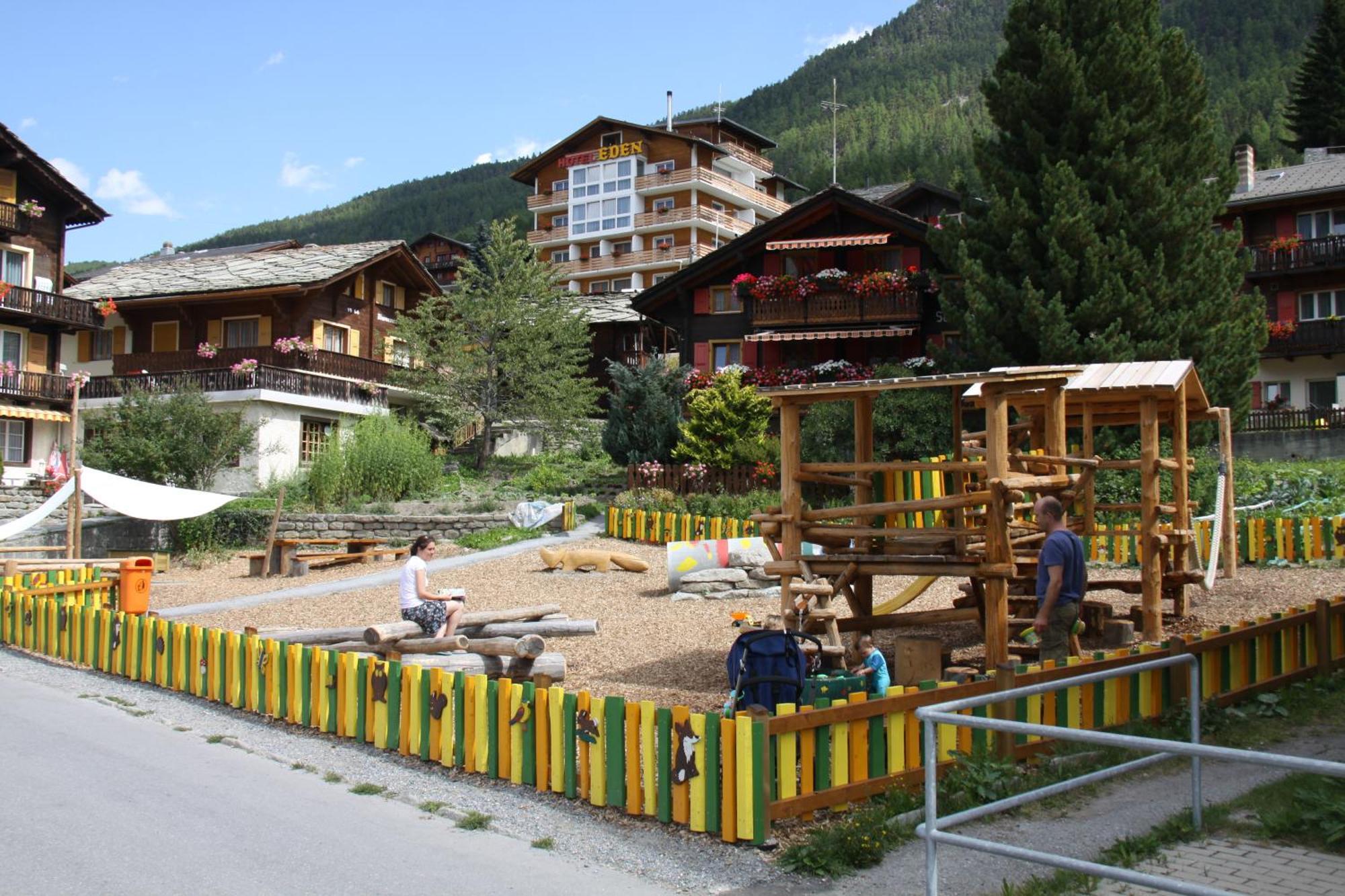 Hotel Eden Grächen Esterno foto