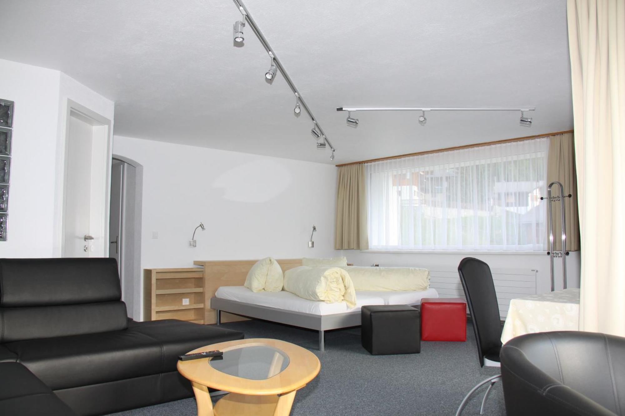 Hotel Eden Grächen Esterno foto