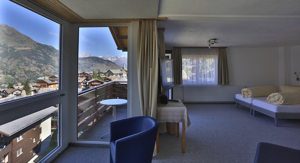 Hotel Eden Grächen Esterno foto