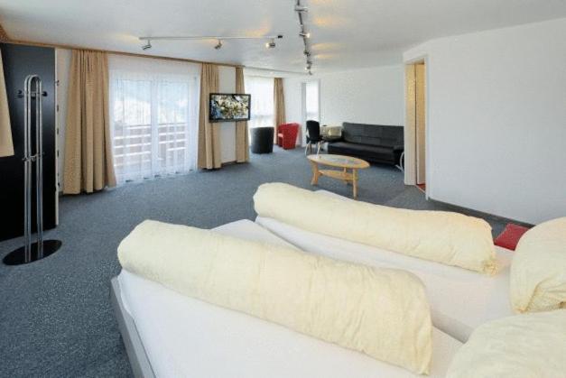 Hotel Eden Grächen Esterno foto