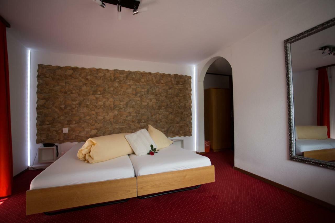 Hotel Eden Grächen Esterno foto